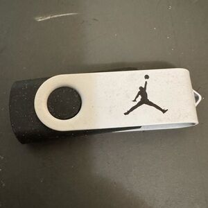 Jordan USB Flash Drive 8GB Nike New Balance 9060 Adidas Samba Puma Speedcat AF1